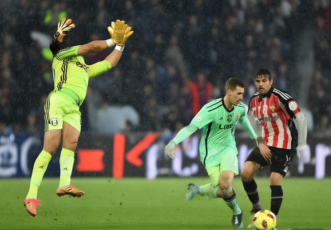 2017欧冠经典对决：尤文图斯VS巴塞罗那战术解析与迪巴拉精彩进球(图3)